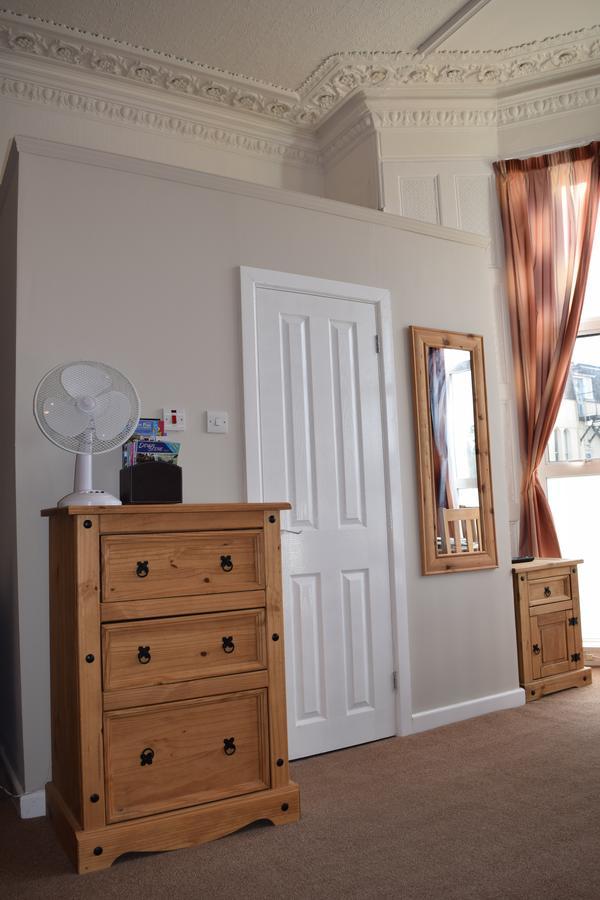Tor Park Holiday Flatlets Torquay Exterior foto